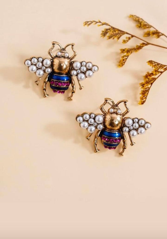 Bee stud Earrings