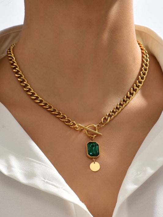 Green Stone Pendant Necklace