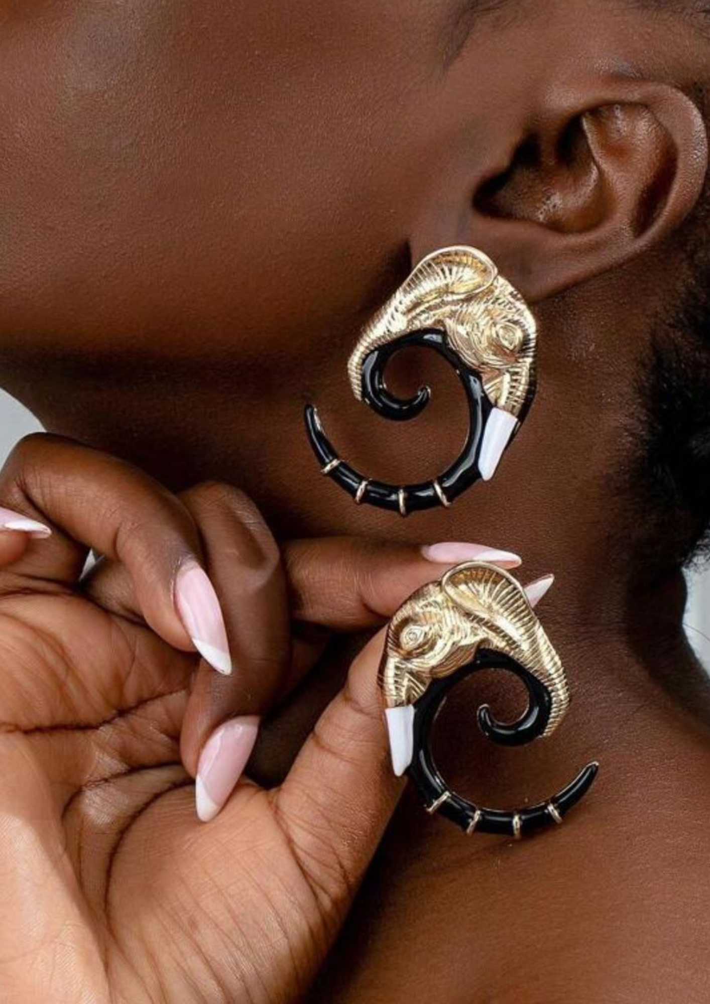 Elephant Figure Stud Earrings