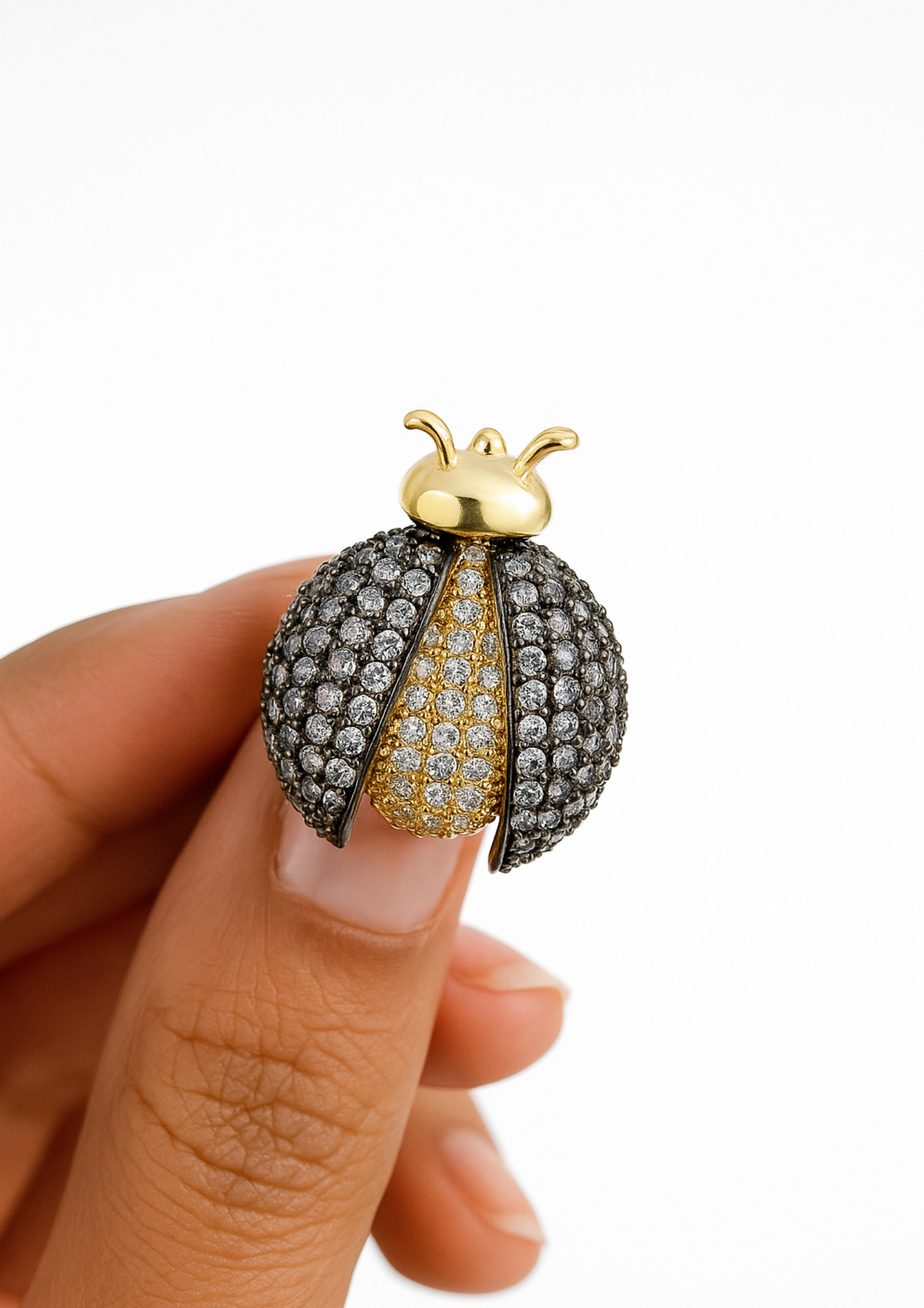 Luxe Black Bug Bee