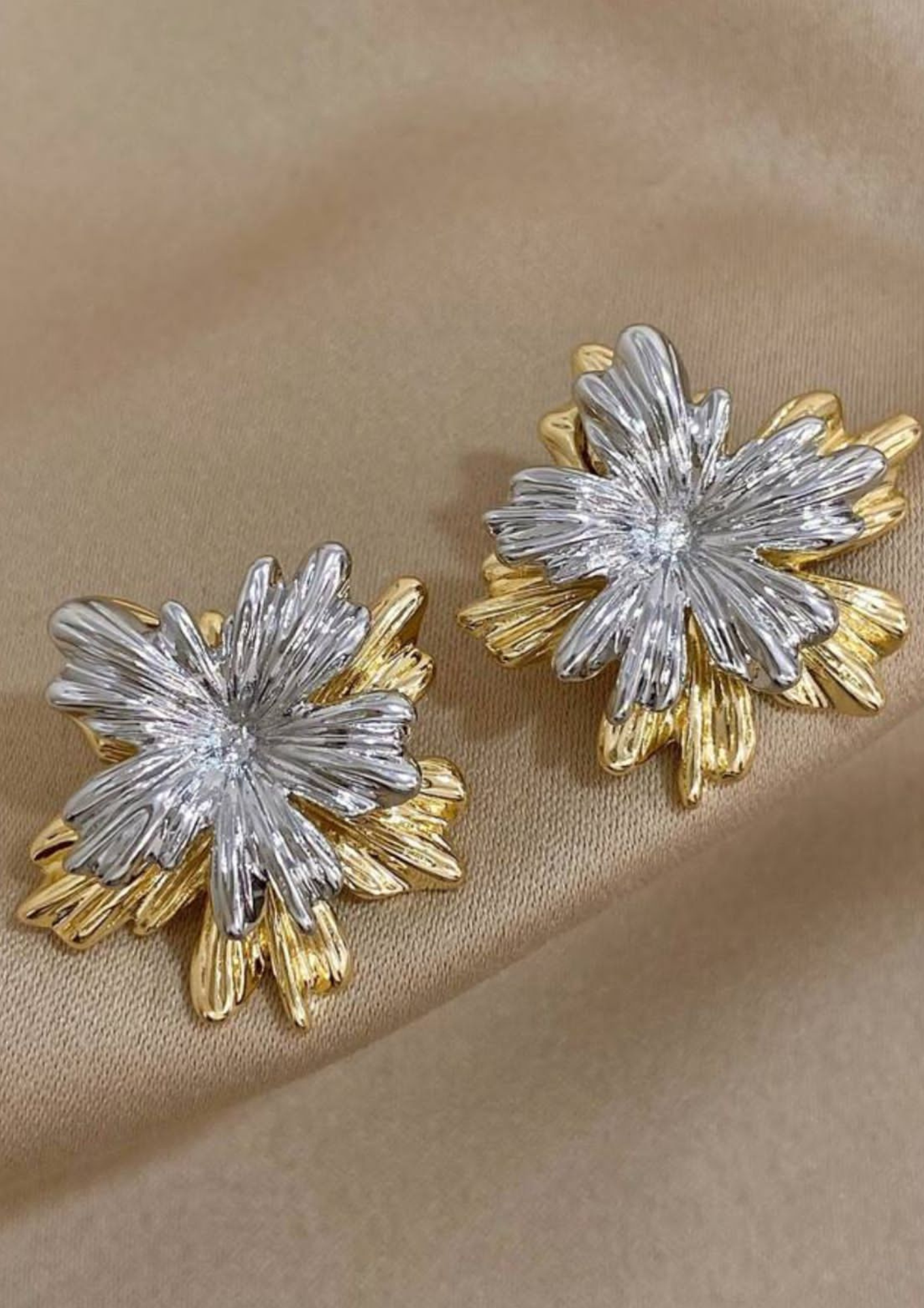 Dual Tone Stud Earrings