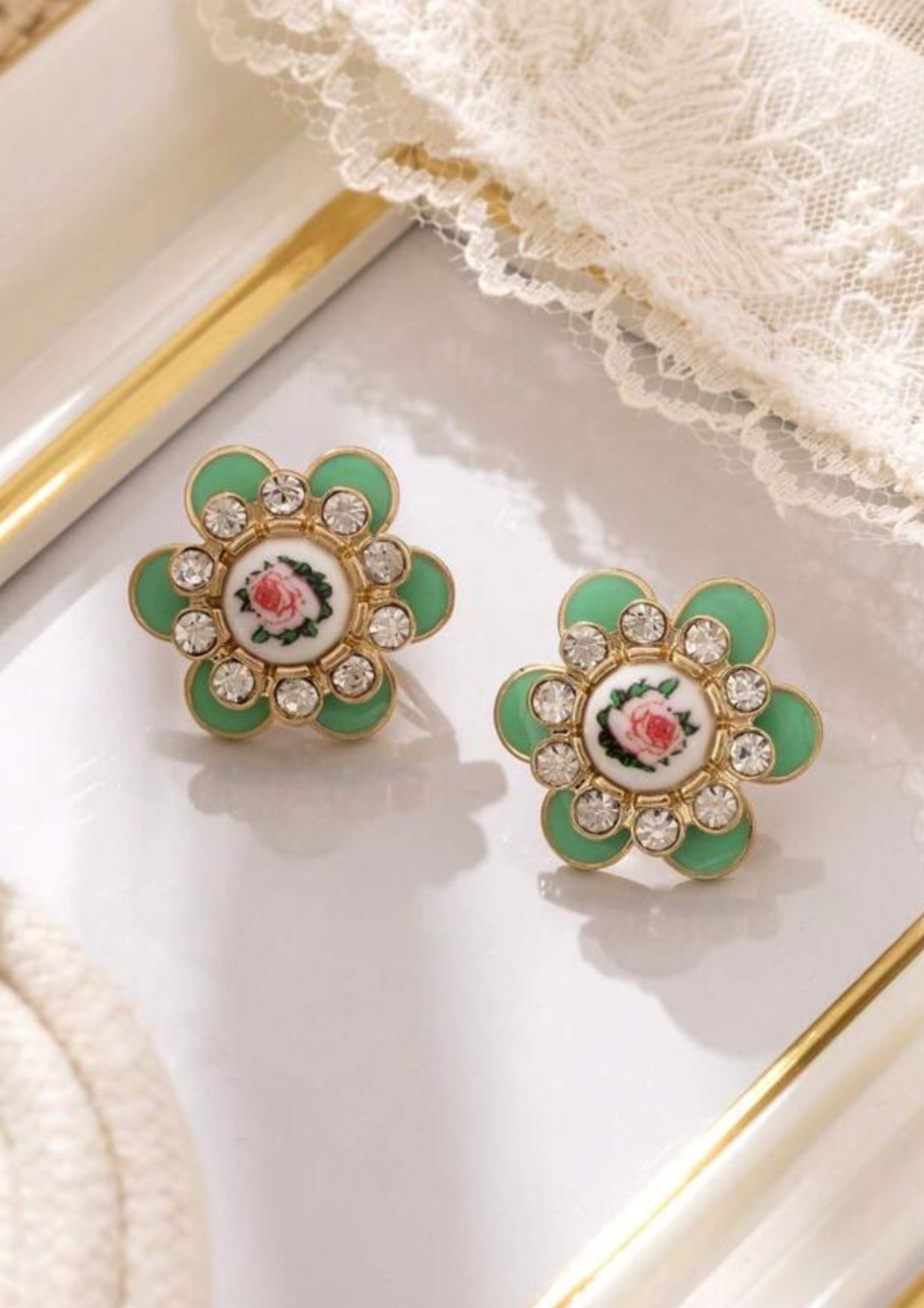 Vintage Stud Earring