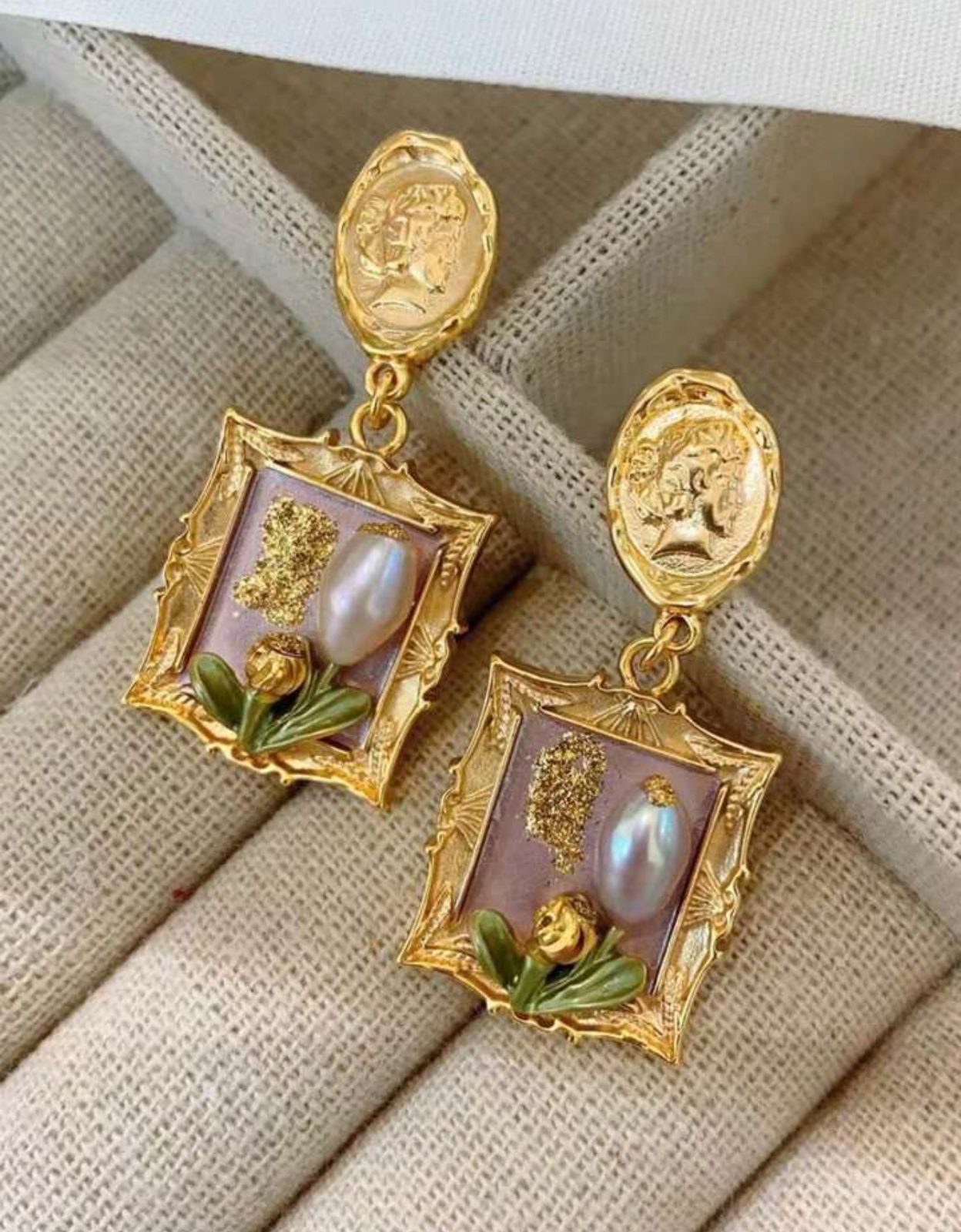 Resin work stone earrings