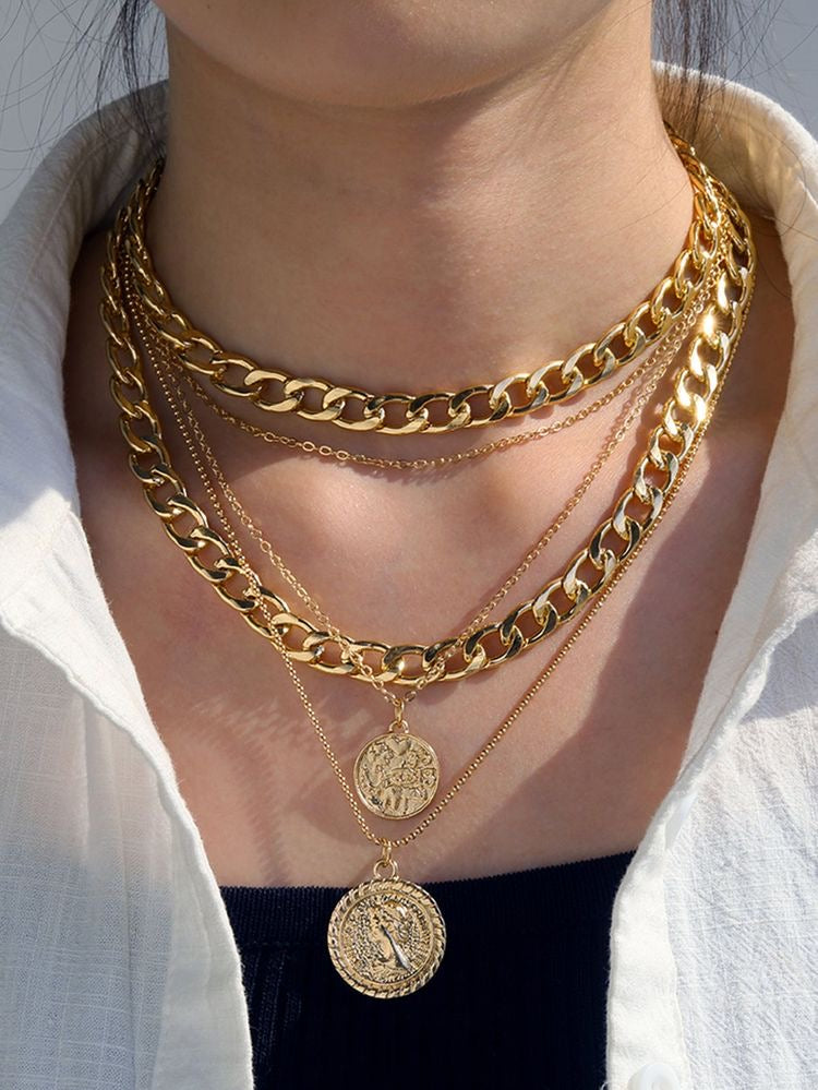 Round layered necklace