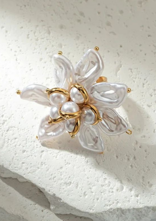 Pearl Petal Flower Ring