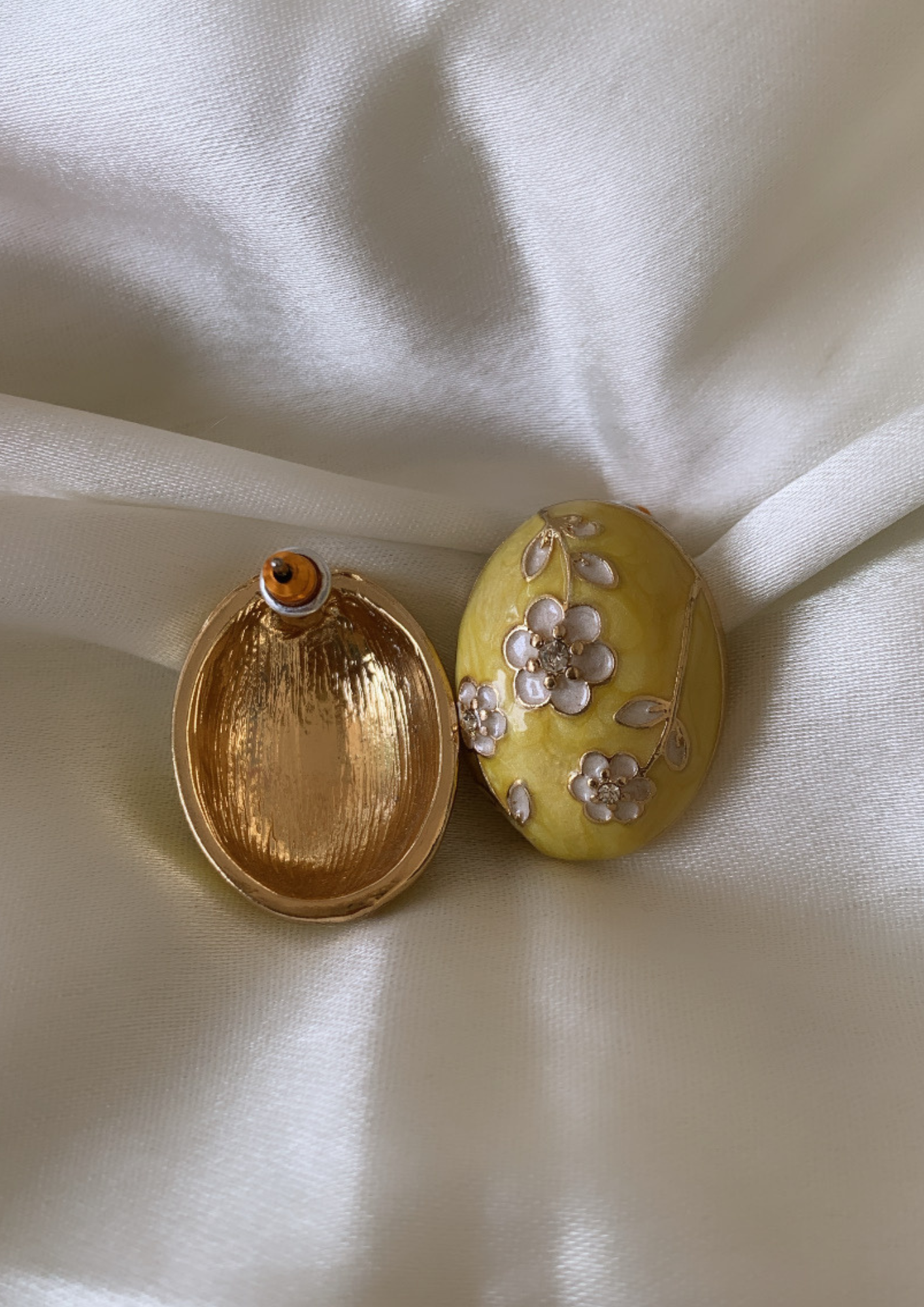 Yellow Vintage Studs