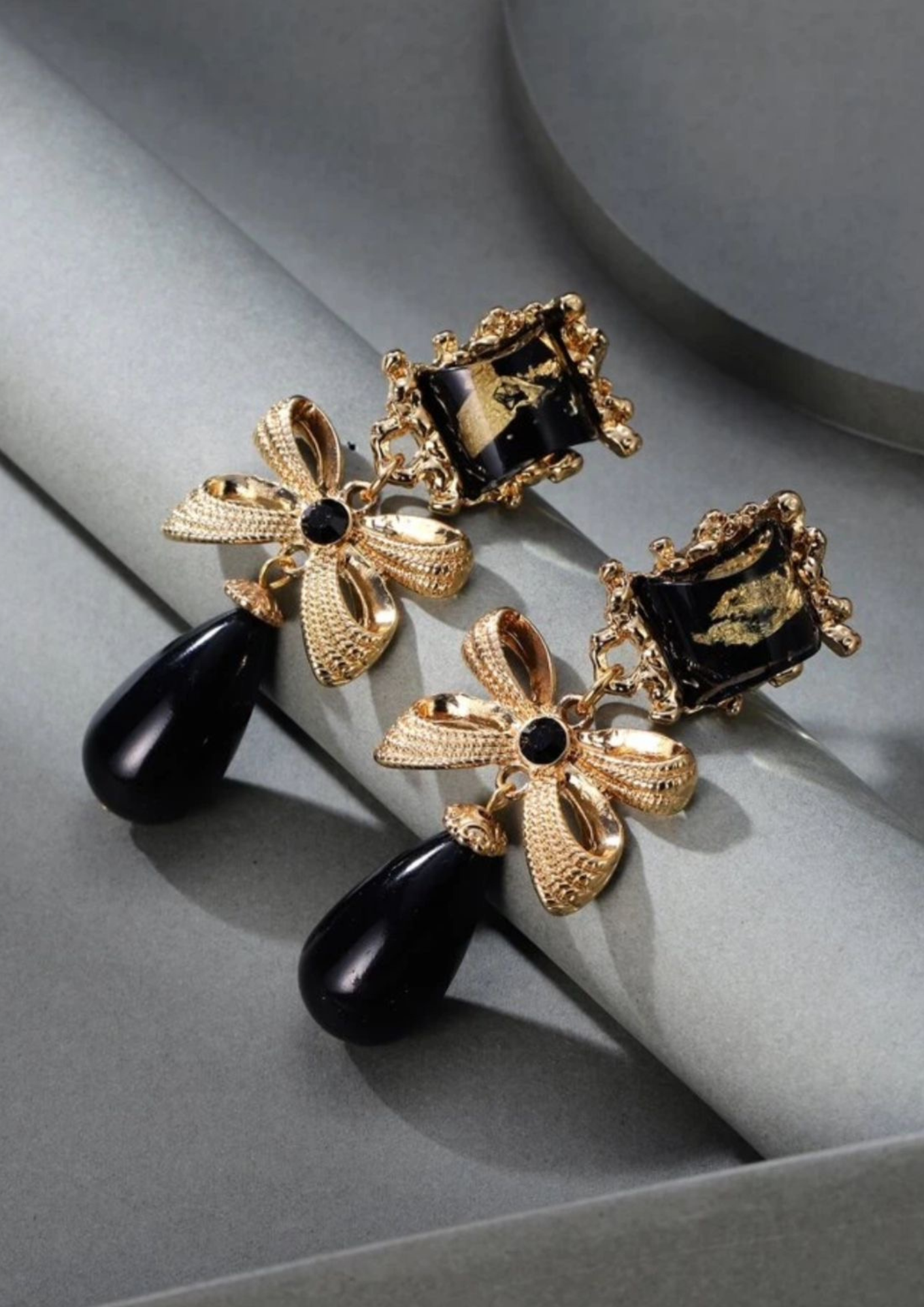 Vintage Black stone Drop Earrings