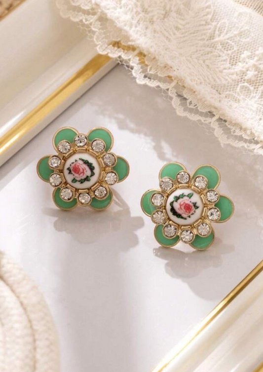 Vintage Stud Earring